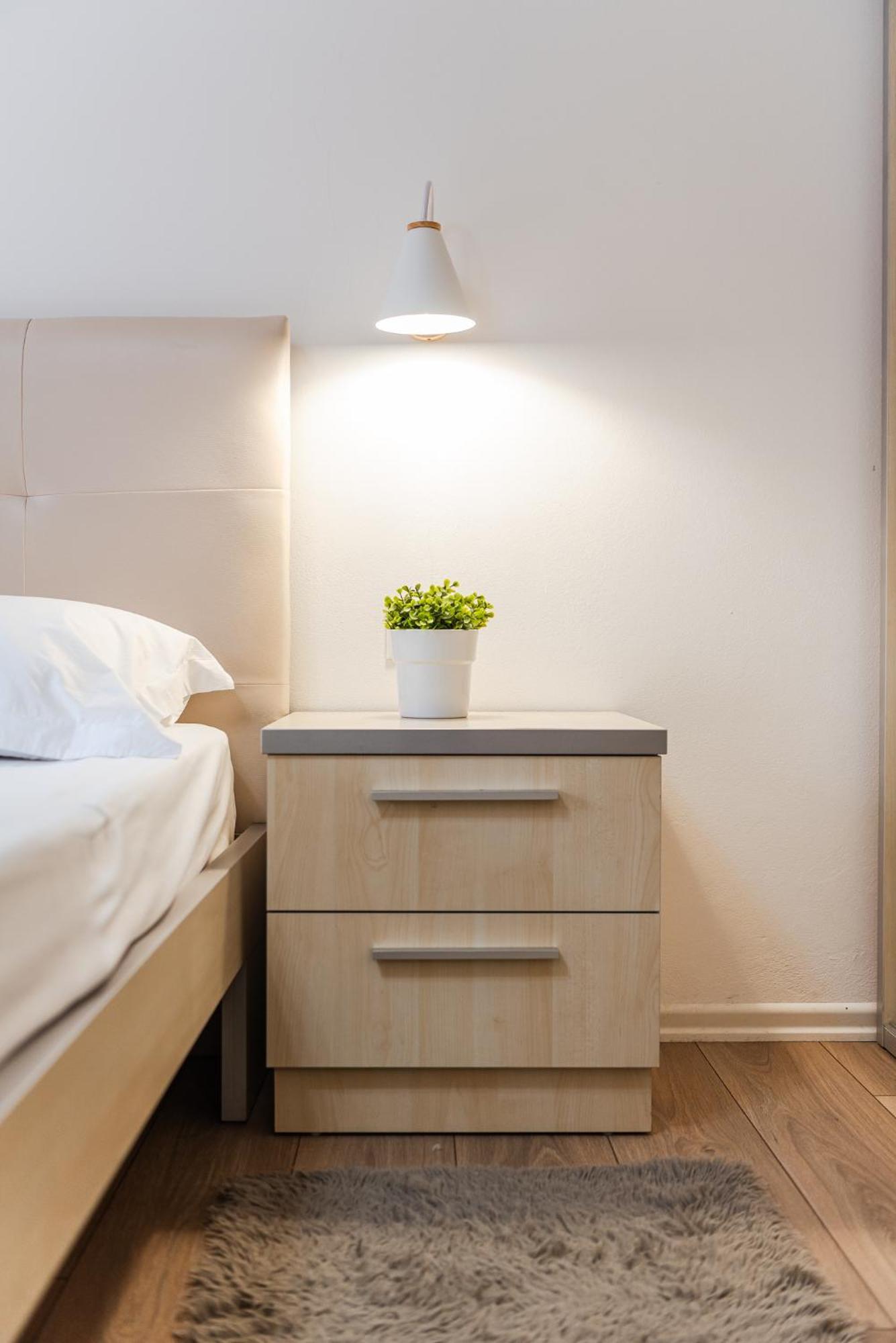 Noir Apartment By Kondo Stays Tirana Buitenkant foto