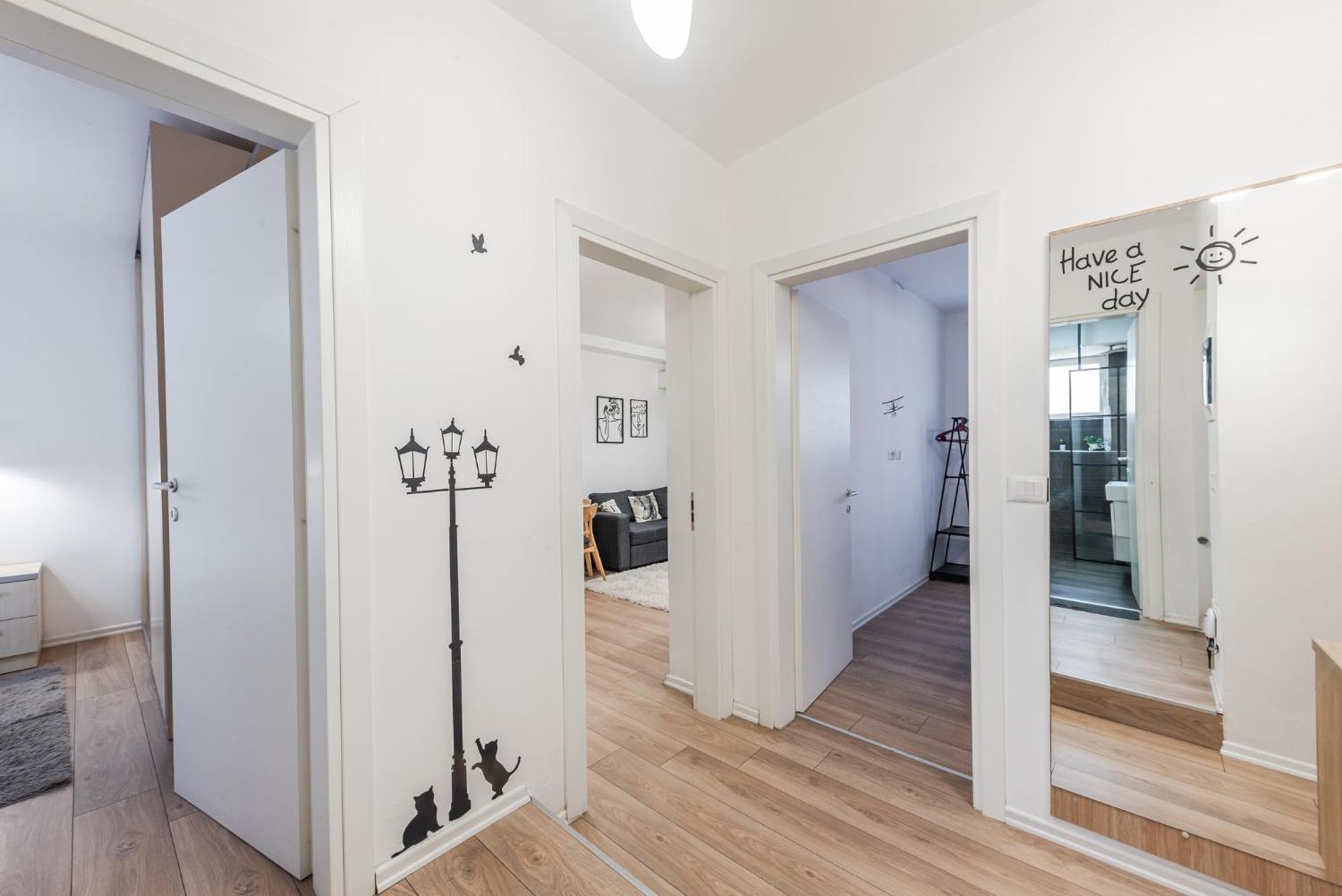 Noir Apartment By Kondo Stays Tirana Buitenkant foto